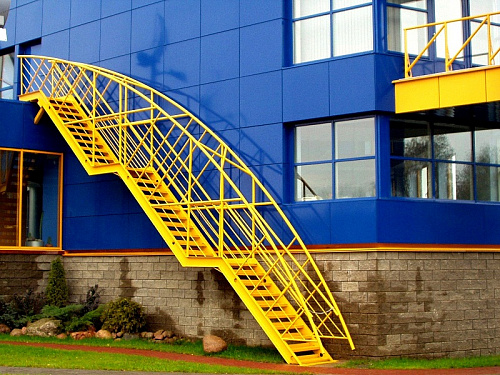 Металлическая лестница №18