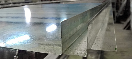 Гибка листового метала толщиной 1-2 мм. 